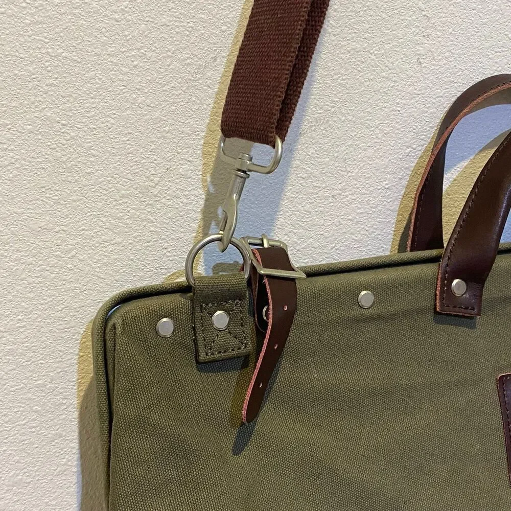 Line Of Trade - Weekender Bag Olive Green Canvas